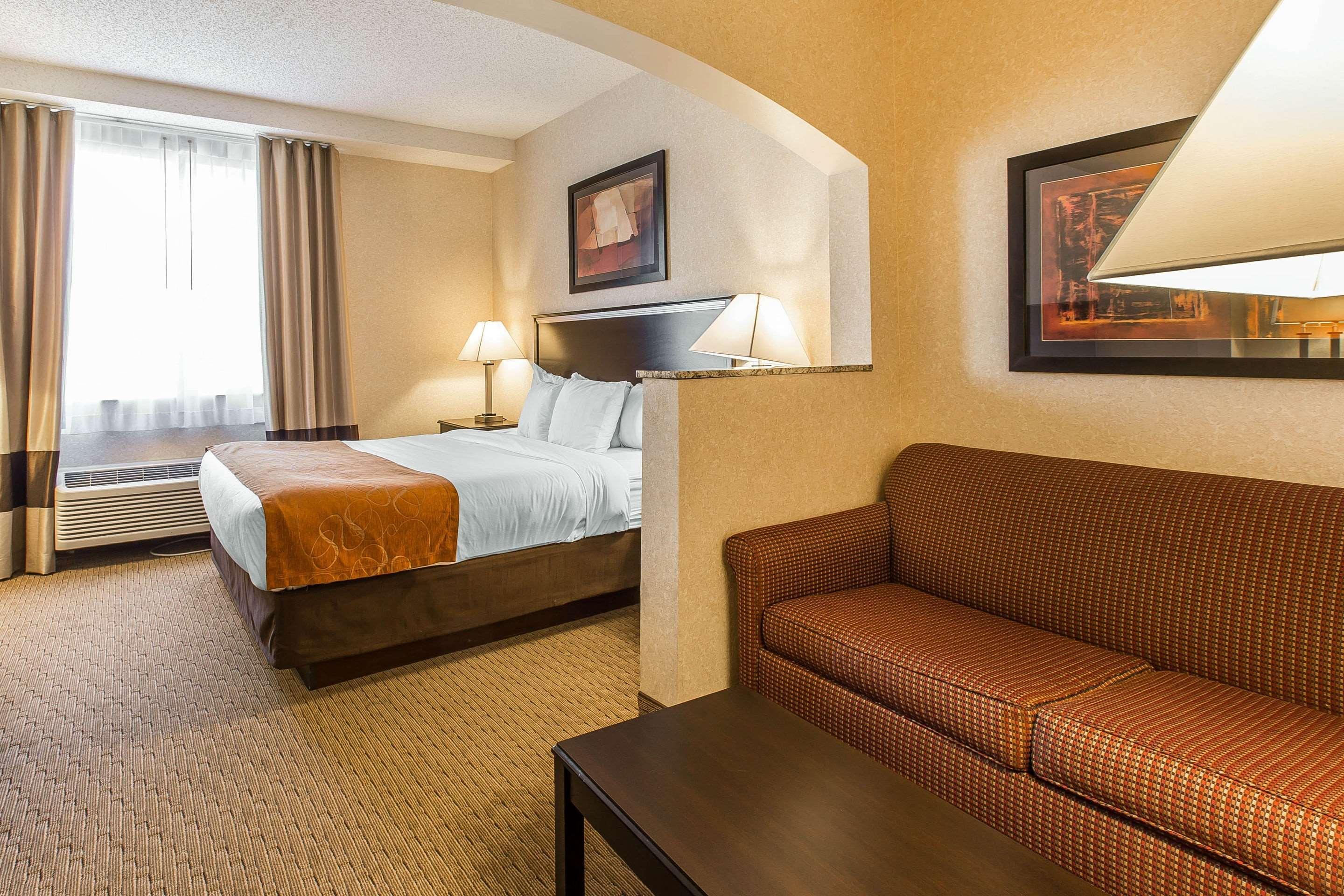 Comfort Suites Summit County Диллон Экстерьер фото